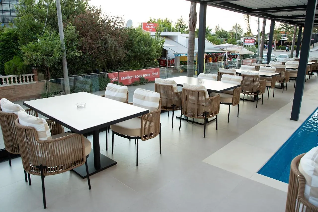 Colosseum Hotel Ksamil 4*,