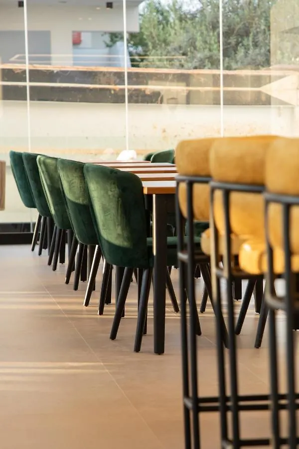 Colosseum Hotel Ksamil