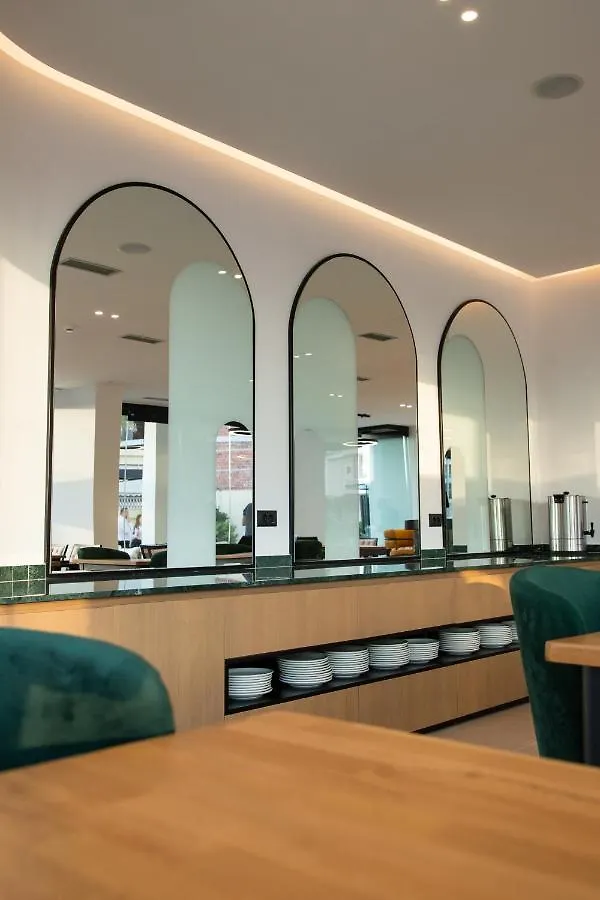 Colosseum Hotel Ksamil