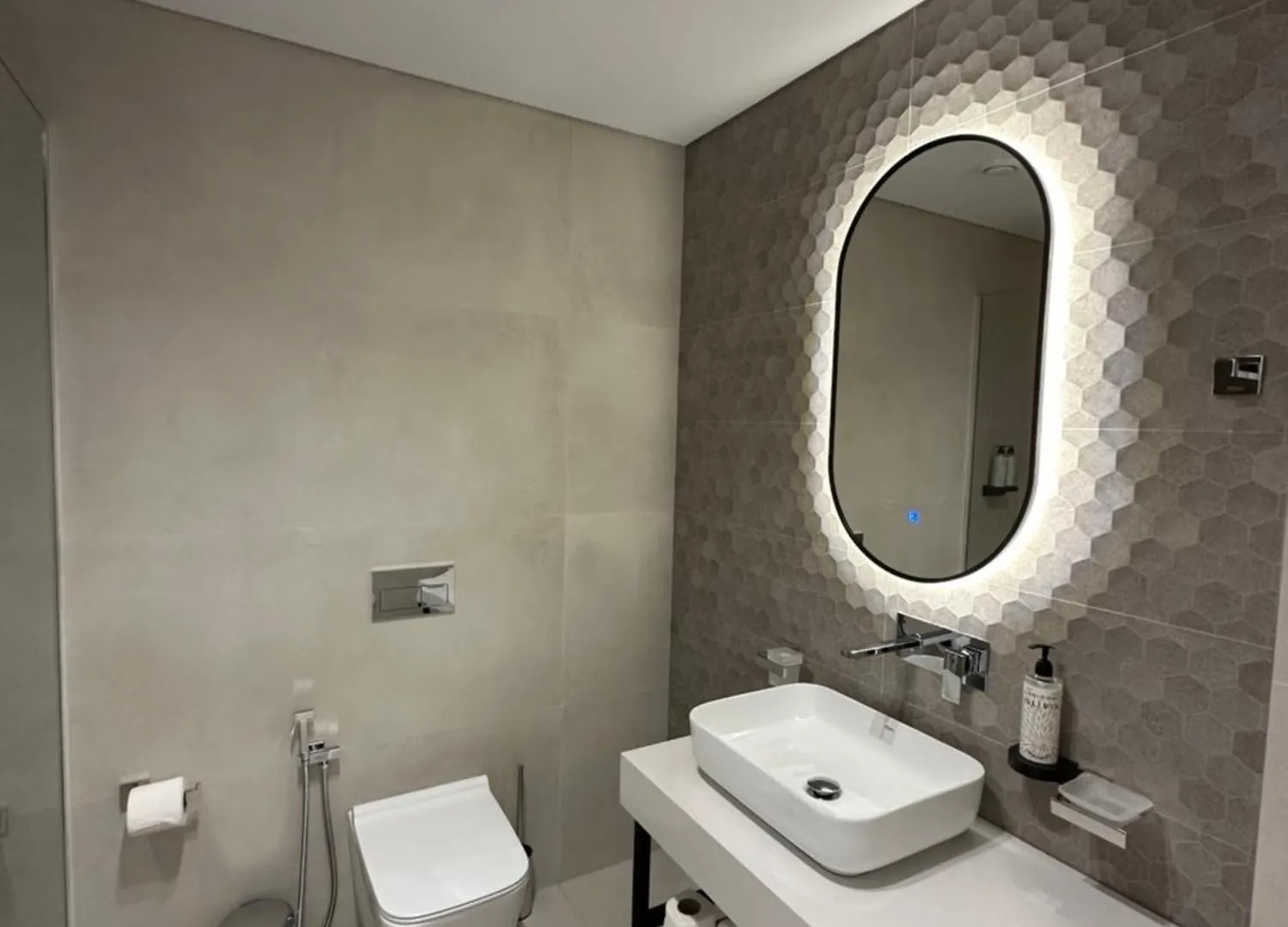****  Colosseum Hotel Ksamil Albania