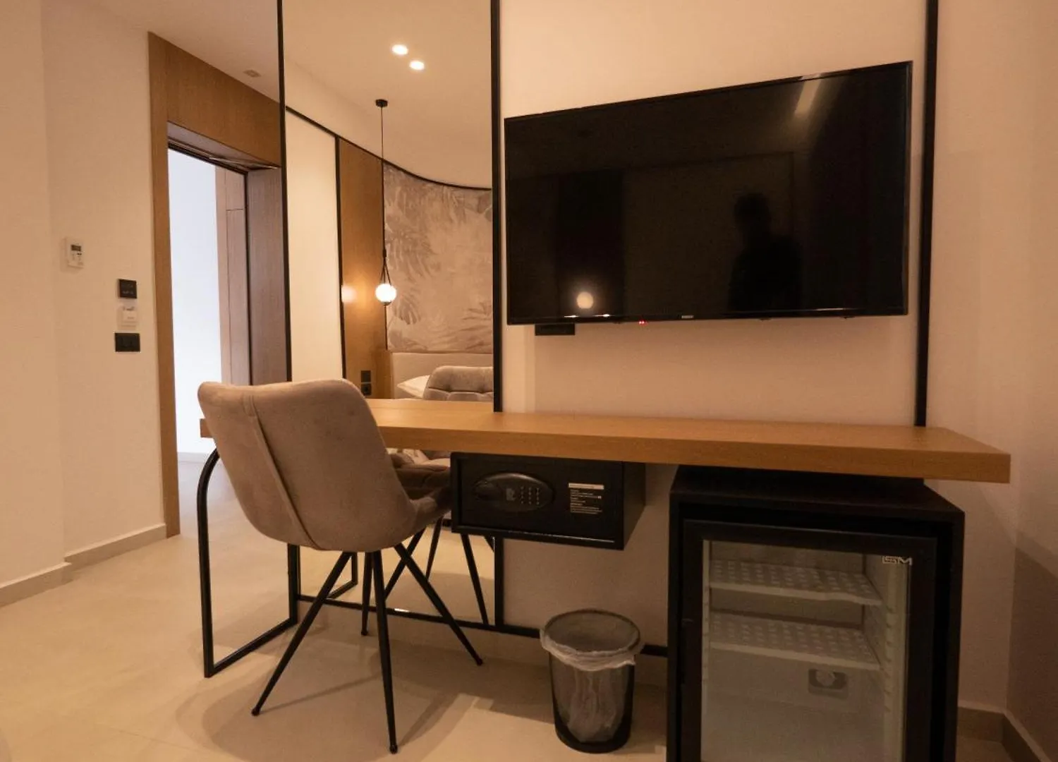 Colosseum Hotel Ksamil