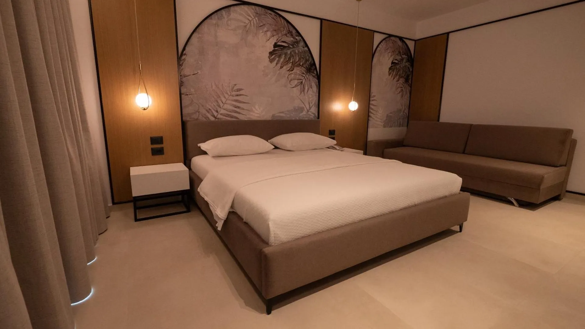 Colosseum Hotel Ksamil Albania